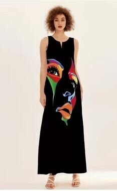 Unbranded Maxi Dress w/ Pockets and Painted Face - Size 2XL*